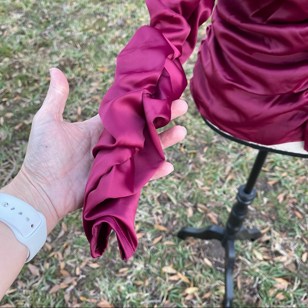 Ladies Ruffled Long Sleeve Blouse - Picture 5 of 10